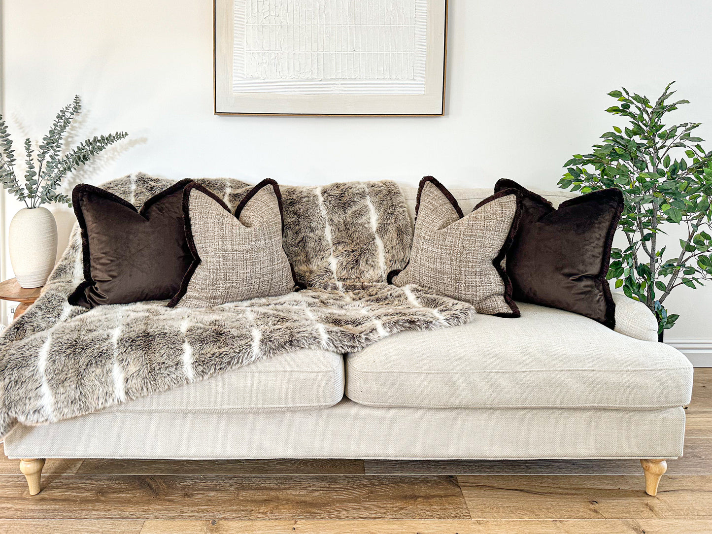 DARK BROWN | Velvet Fringed Cushion