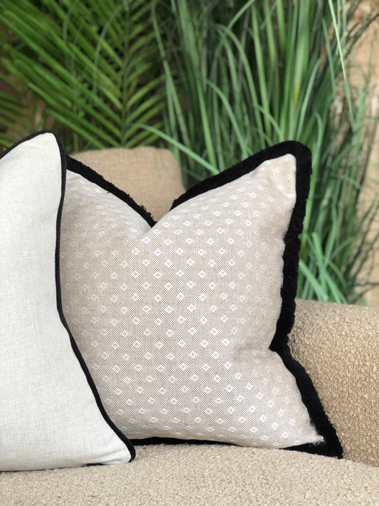 cushions cream with bkavk trim