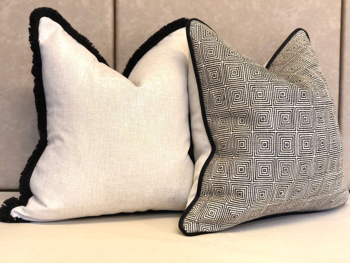 NEW ENGLAND - BLACK | Geometric Cushion