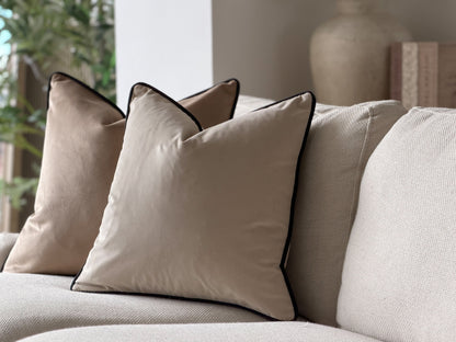 PUTTY VELVET | Piped Cushion