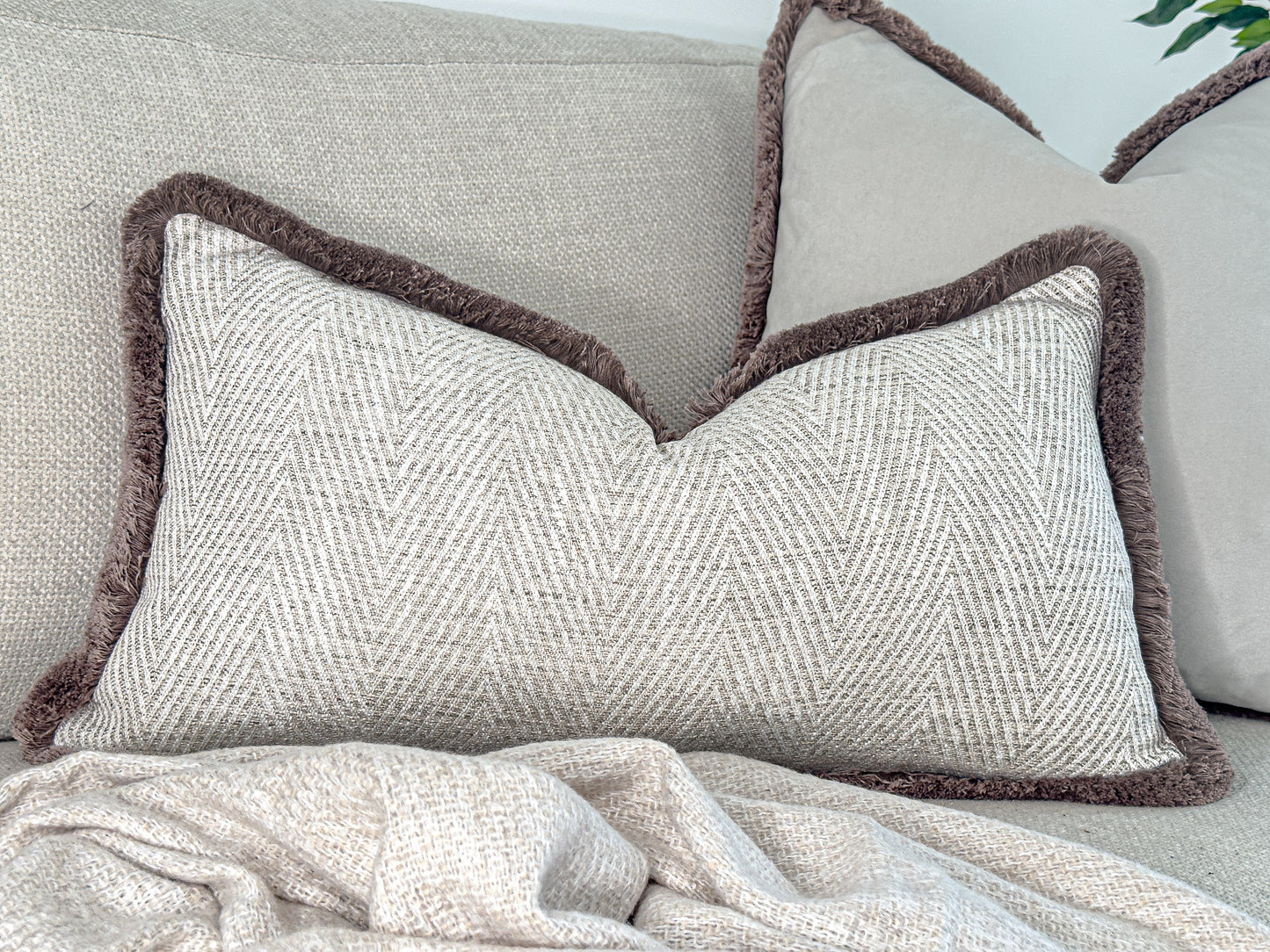HERRINGBONE NATURAL |  Fringe Cushion