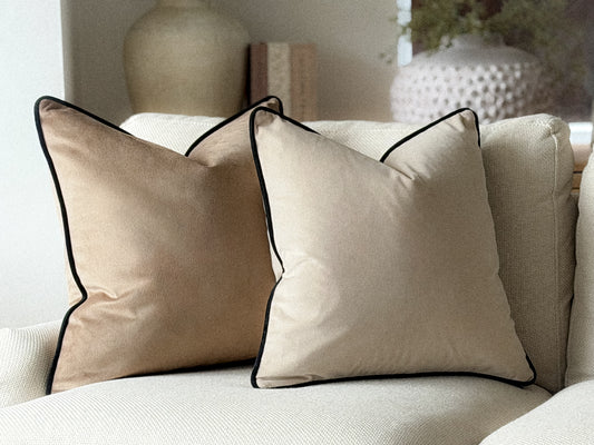 PUTTY VELVET | Piped Cushion