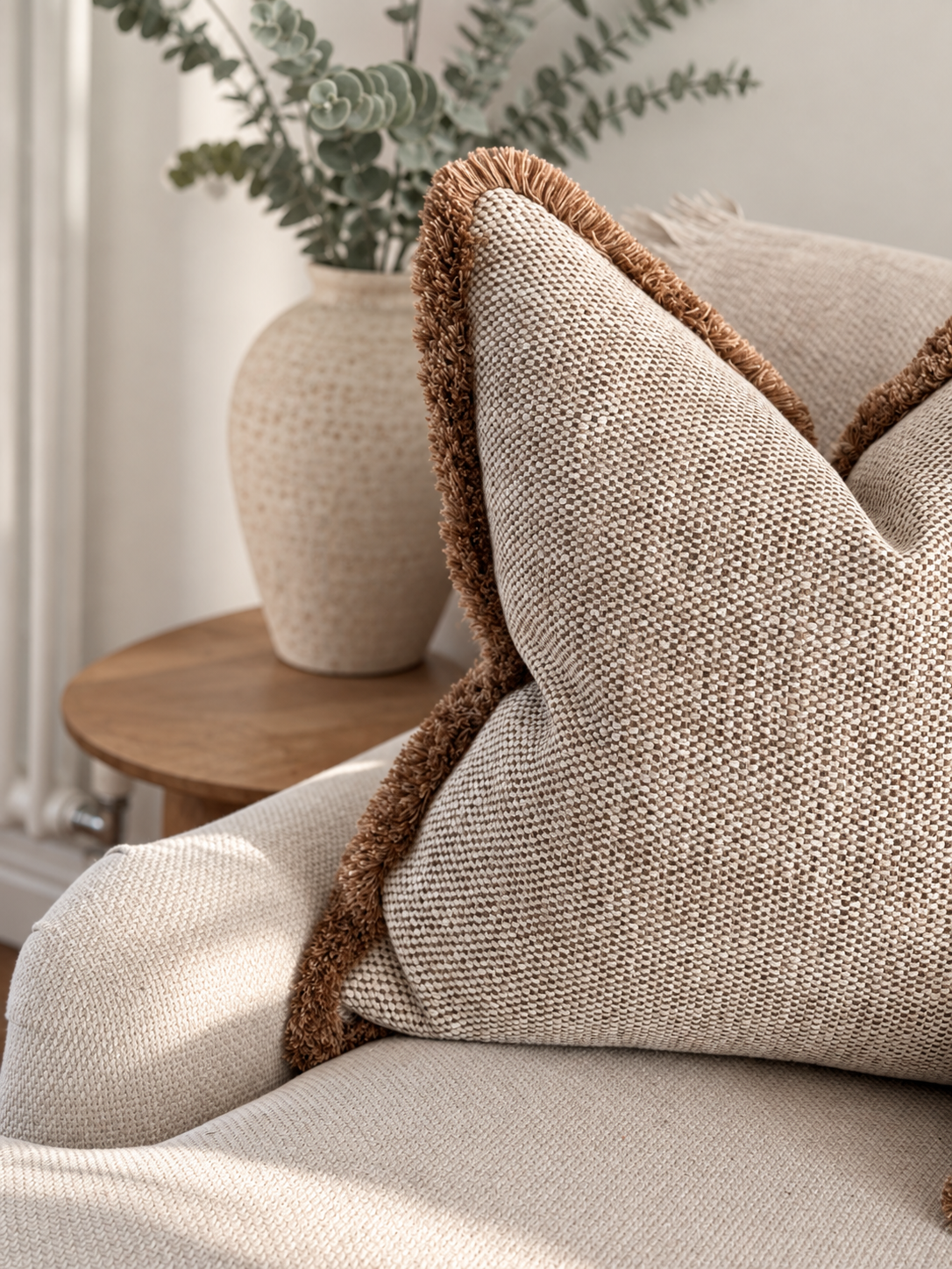 OAKLEY BEIGE| Textured Weave Fringed Cushion
