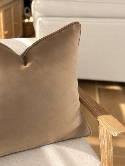 BEIGE TAUPE | Velvet Cushion