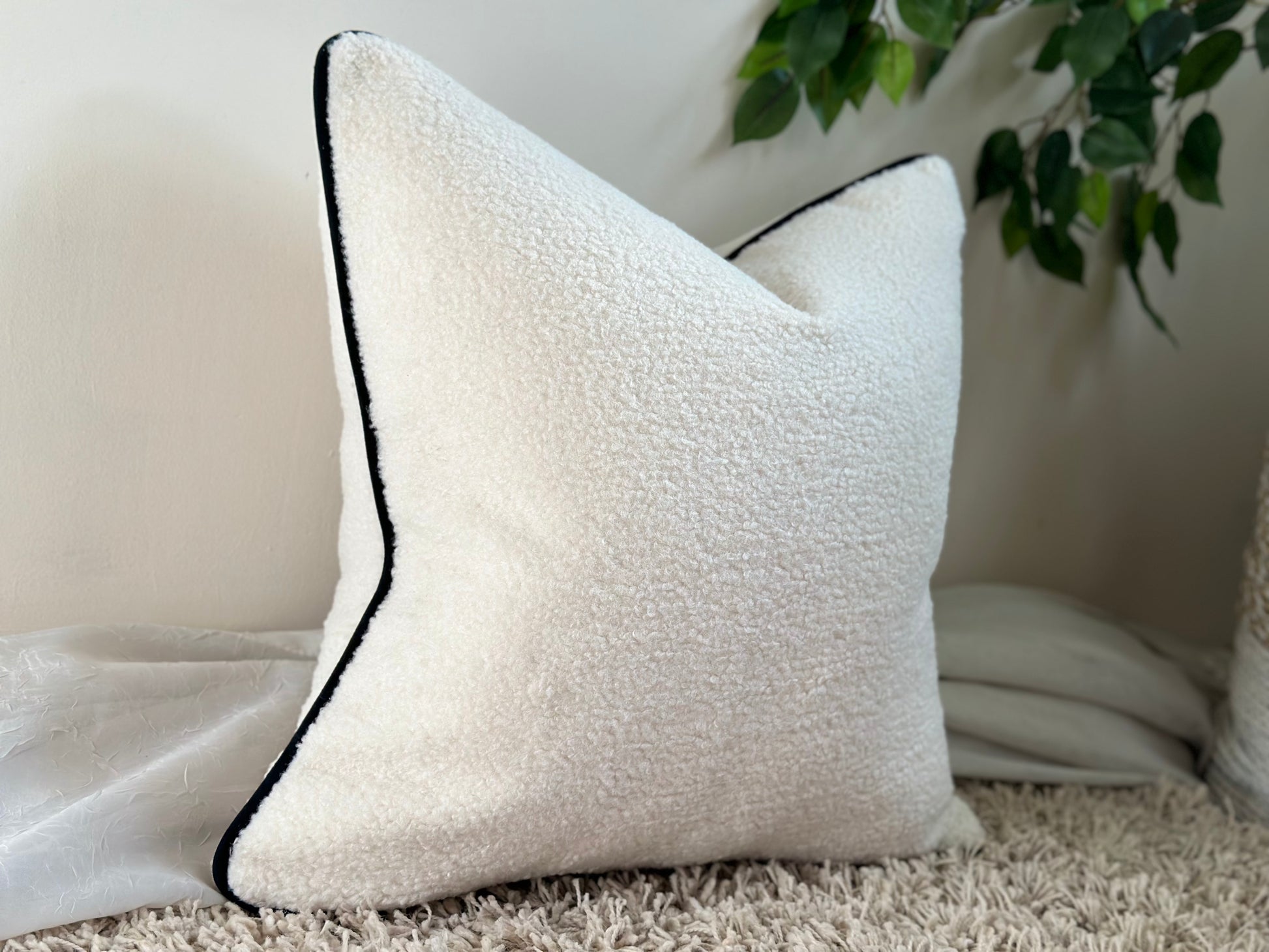 Cheap cream best sale cushions