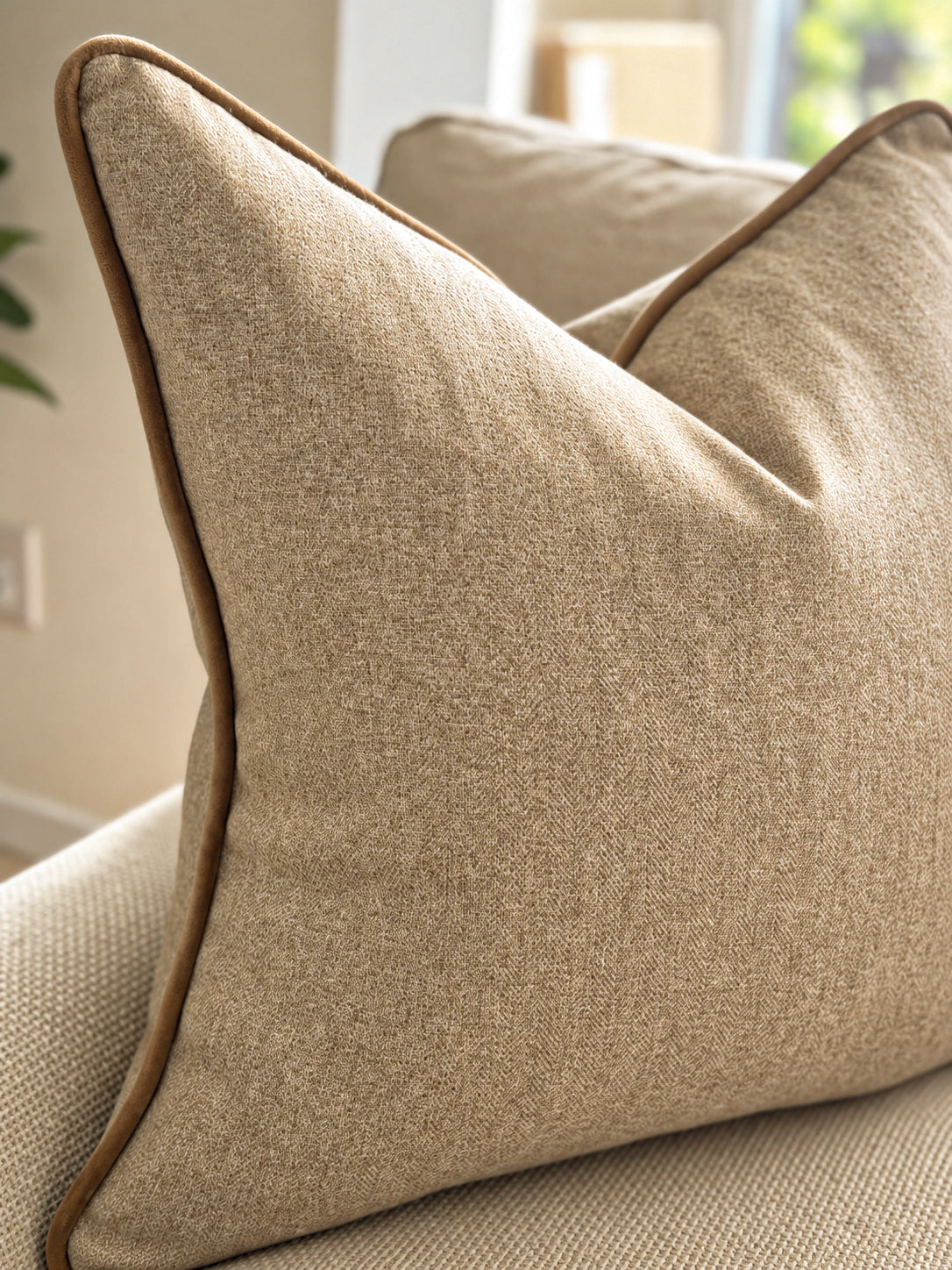 BAKEWELL | Warm Beige Cushion
