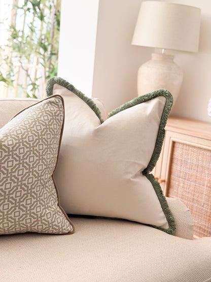 IVORY VELVET | Fringed cushion
