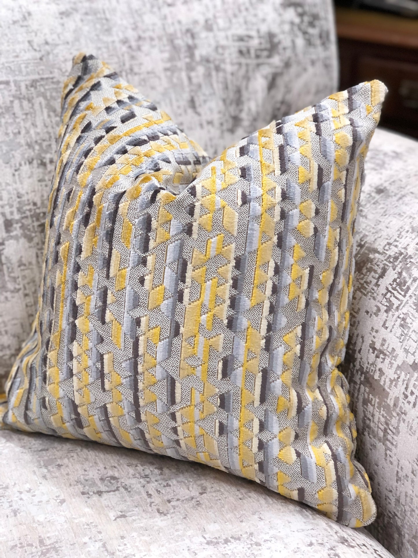 VELLUTO YELLOW | Cushion Cover